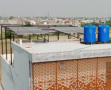 6kw Residential Hybrid Solar Off-Grid Solar System / Mrs. Tasneem, PUEHS, Lahore